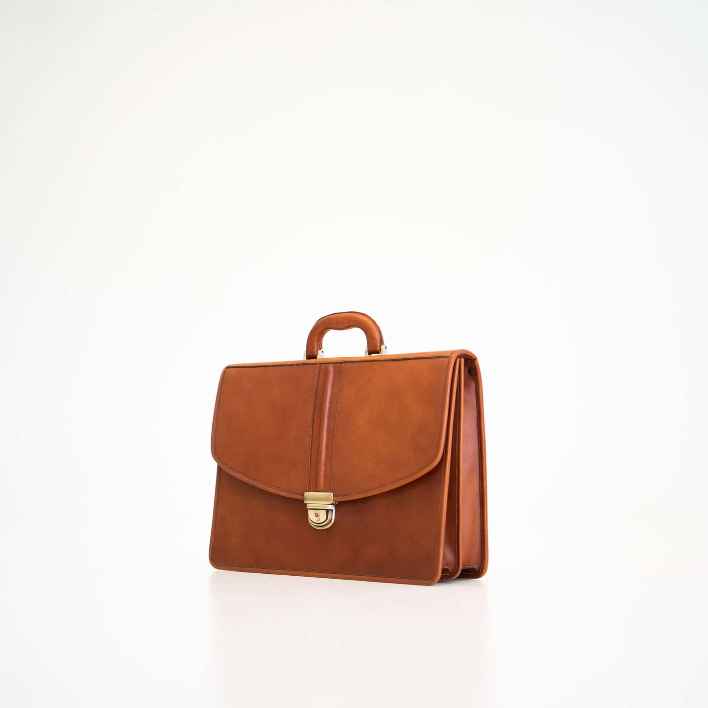 Papillon luxury office briefcase in brown leather with gold-tone clasp and top handle