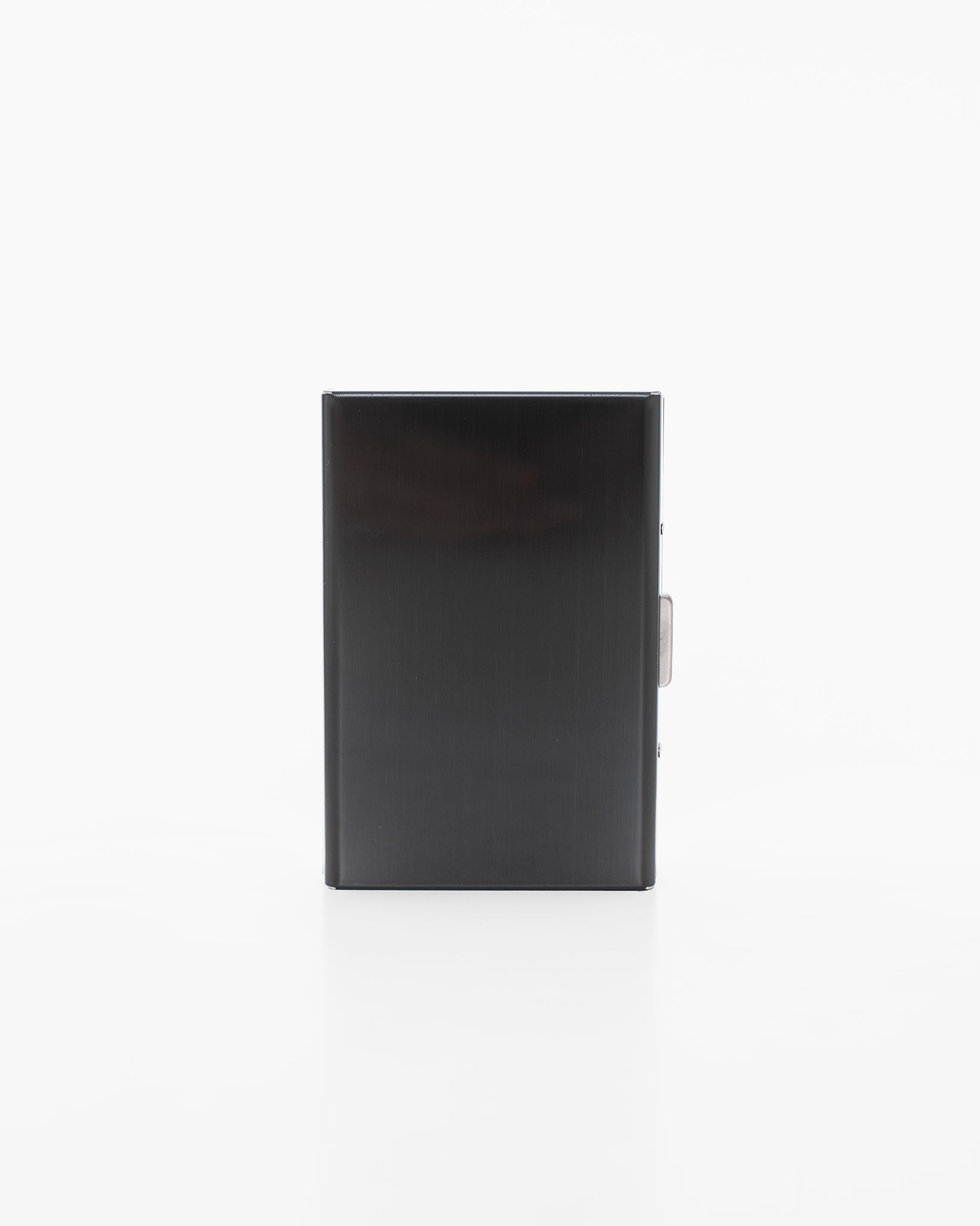 Nabo black metal card holder with slim rectangular design and secure clasp closure