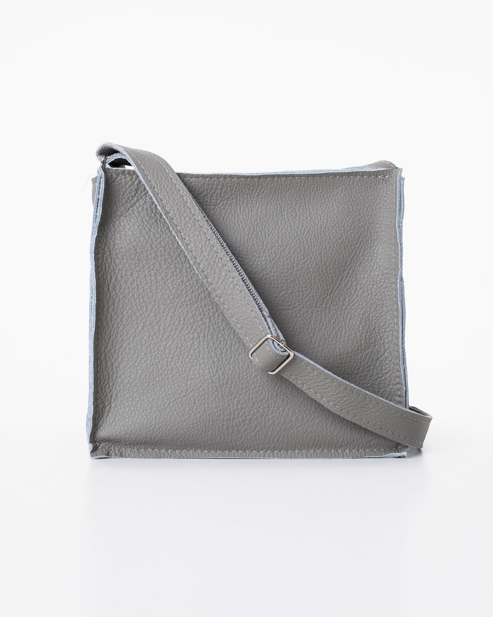 Trendbag light grey shoulder bag with adjustable strap and textured finish for daily use